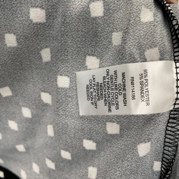 NWT 89th & Madison Black Print Top Size L - Picture 5 of 6